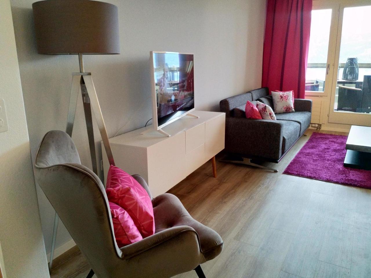 Swiss Seeblick Apartment Mit Hotelanbindung Beatenberg Buitenkant foto