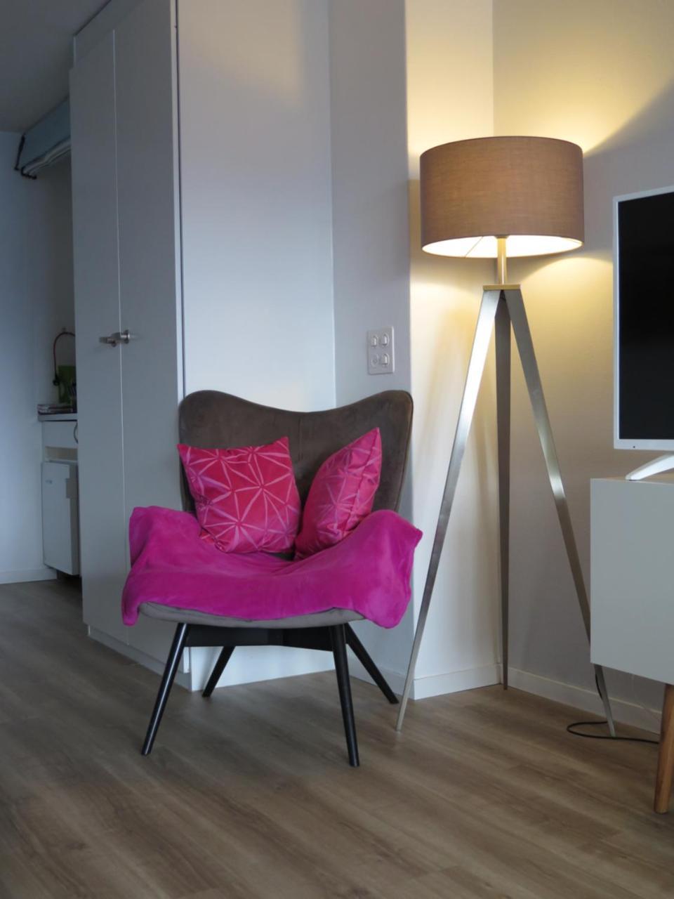 Swiss Seeblick Apartment Mit Hotelanbindung Beatenberg Buitenkant foto